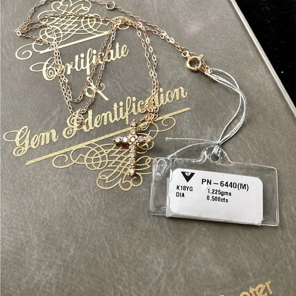 18K Solid Gold Chain in 0.50Carat Natural Diamond